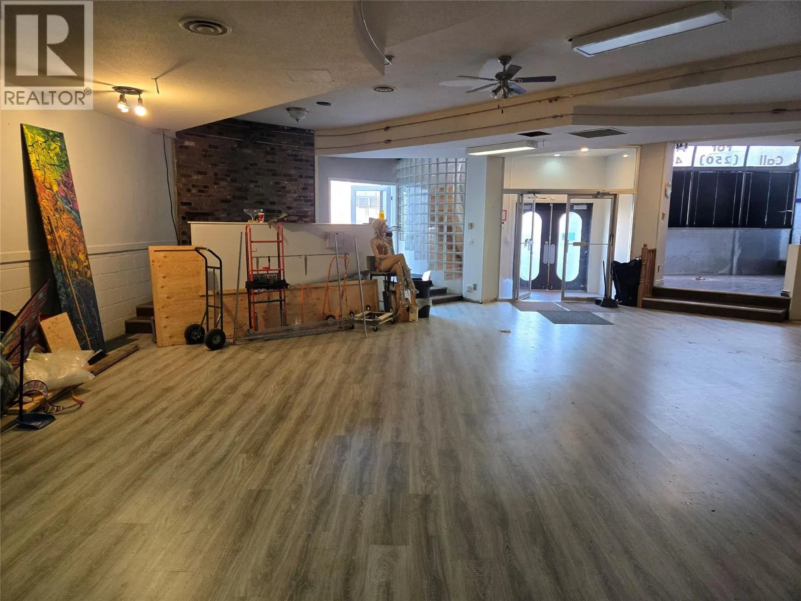 Photo 4 of 7 at 639 Main Street