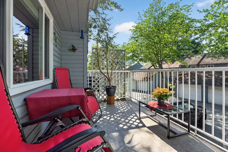 461 Carlsen Place