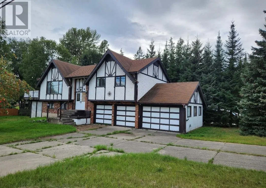 Photo 1 of 8 at 3931 HIGHLAND Drive