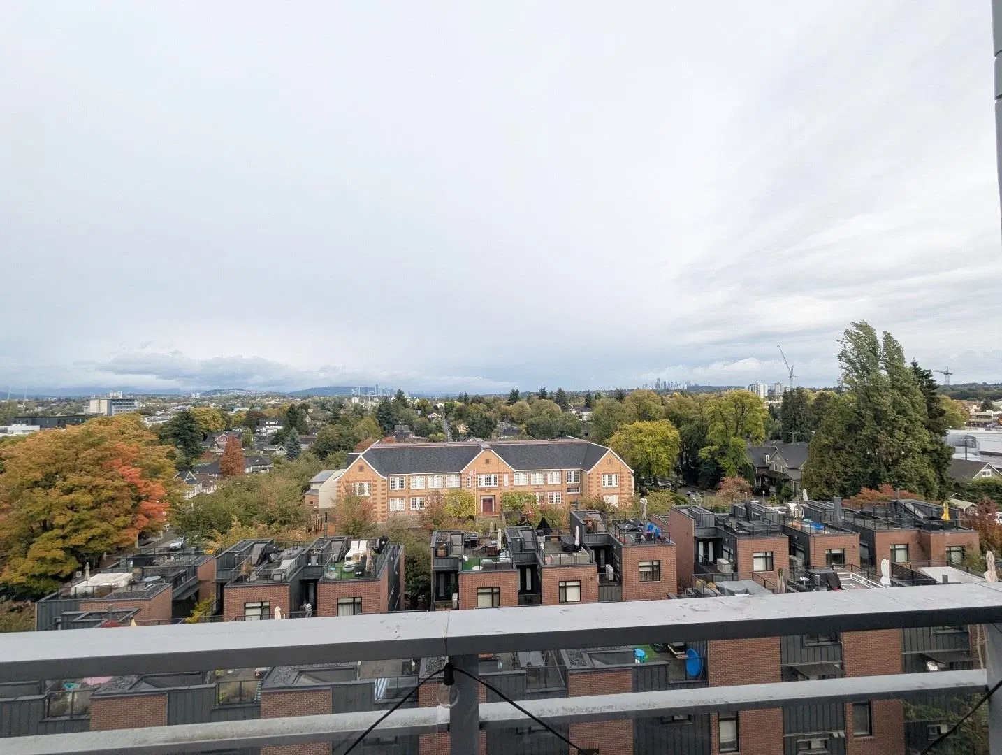 Photo 4 of 14 at #9xx – 2788 Prince Edward Street