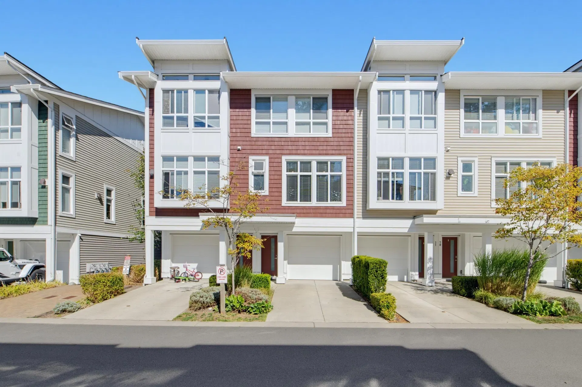 Photo 1 of 40 at #72 – 24108 104 Avenue