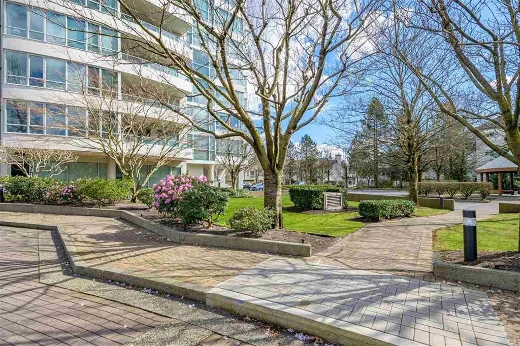 Photo 2 of 29 at #505 – 15038 101 Avenue