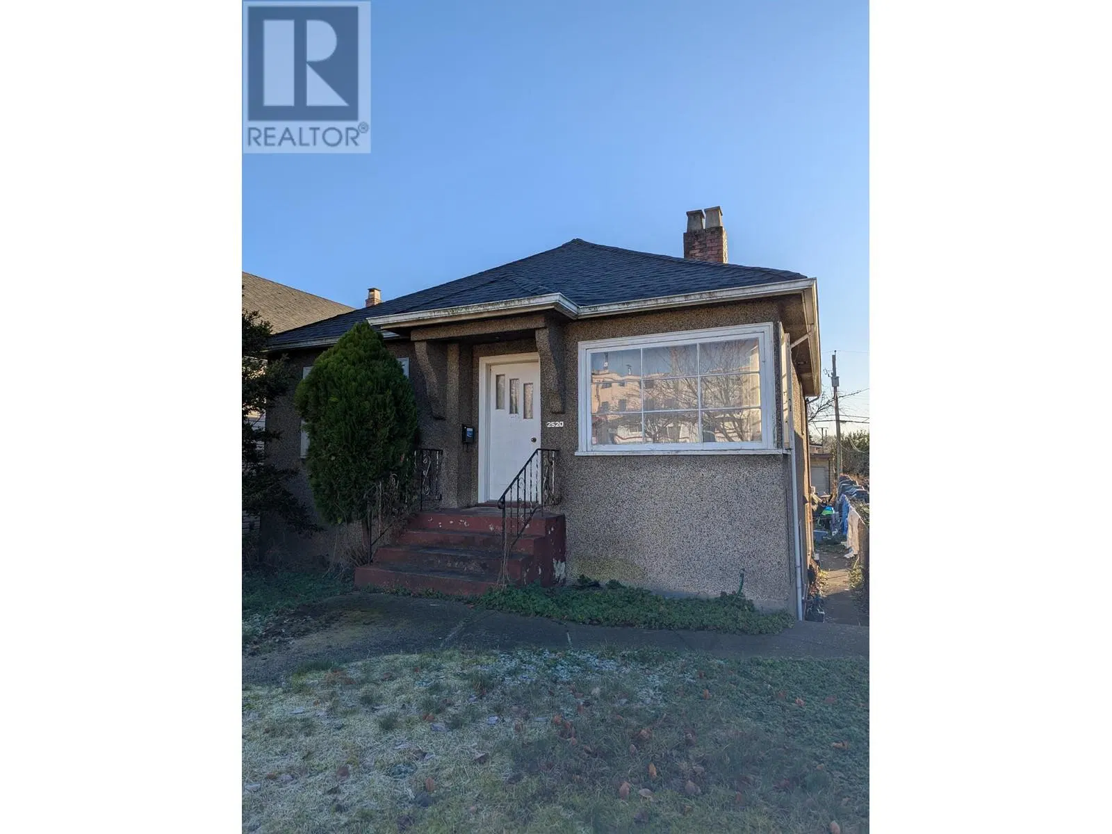 Photo 1 of 1 at 2520 East PENDER Street