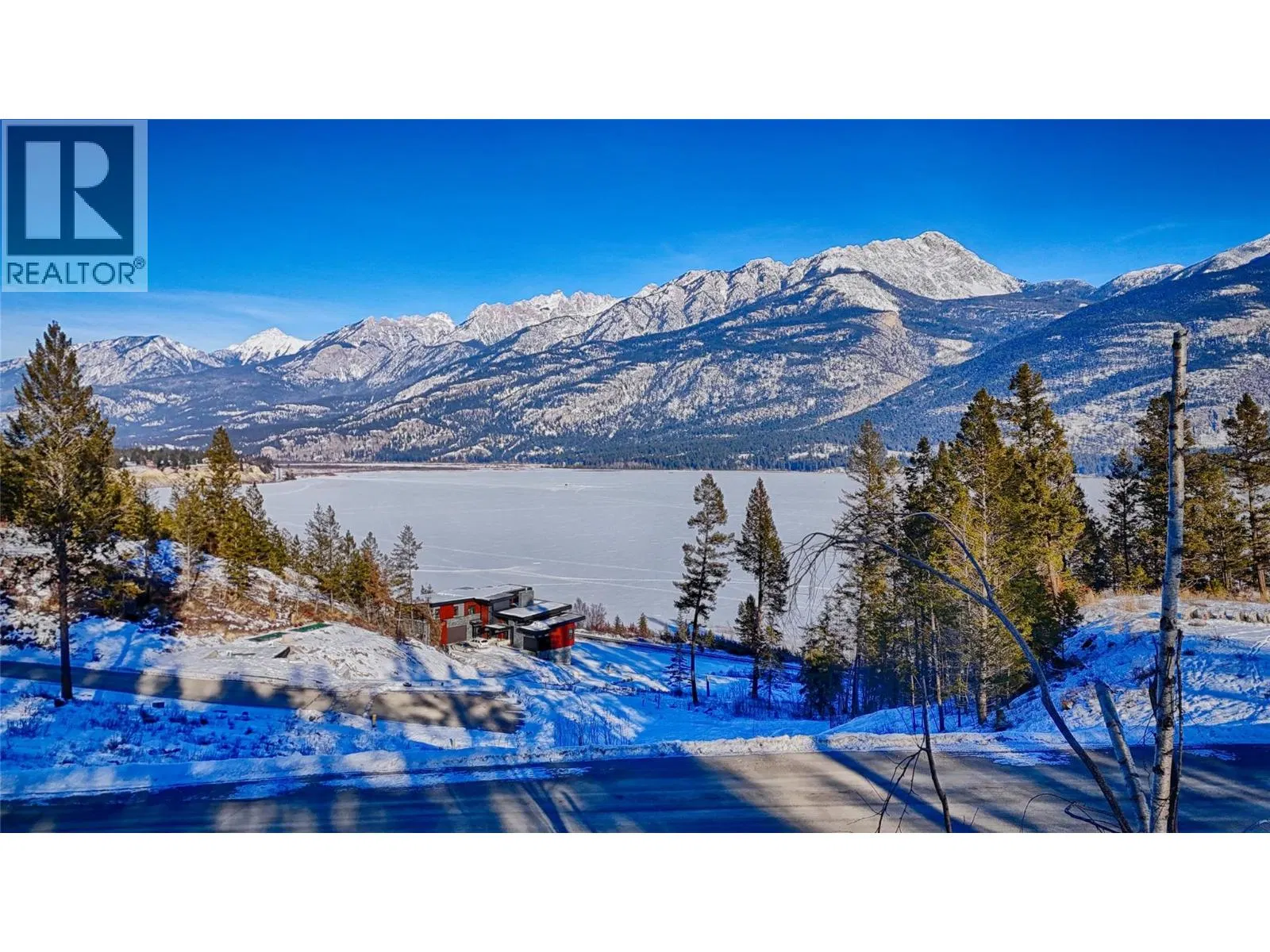 Photo 2 of 25 at 6200 Columbia Lake Road