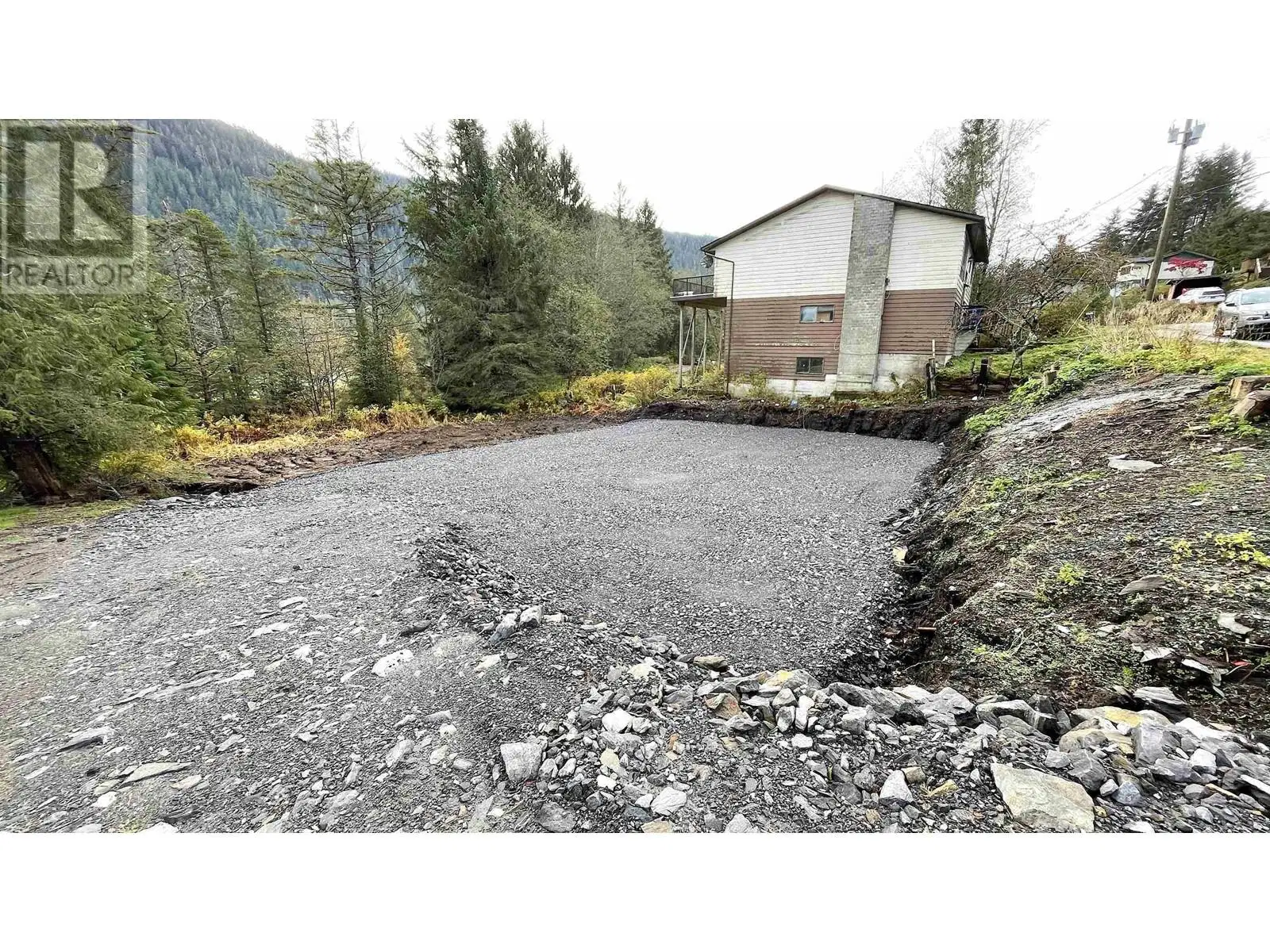 LOTS – 5-8 9TH Avenue