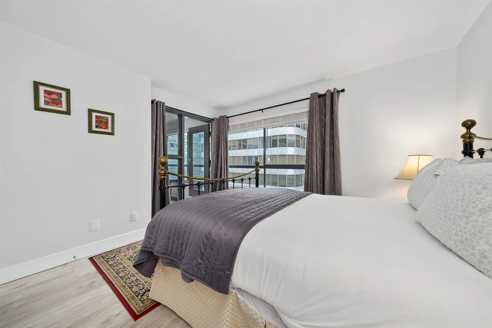 Photo 5 of 36 at #1403 – 1060 Alberni Street