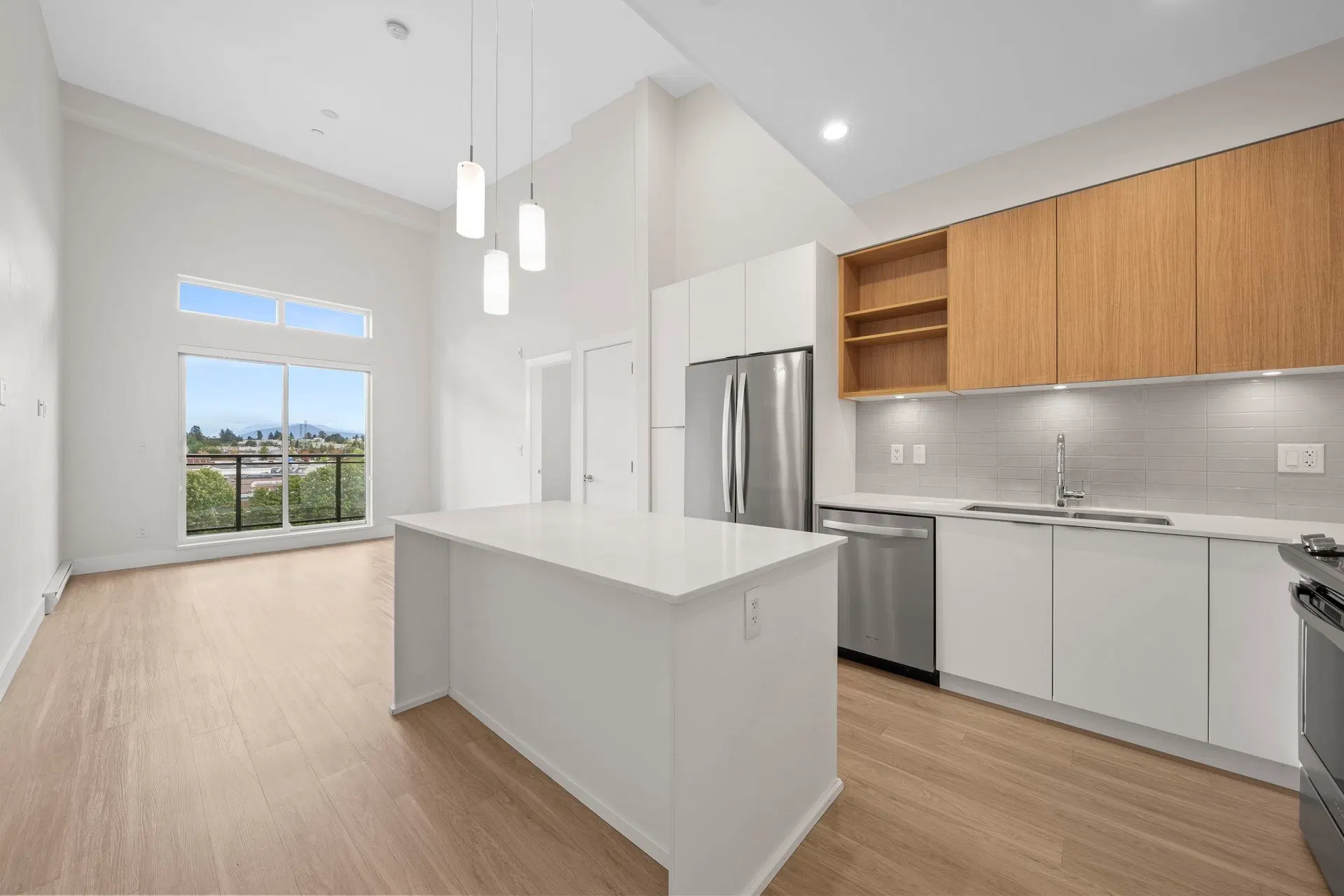 #610 – 6950 Nicholson Road