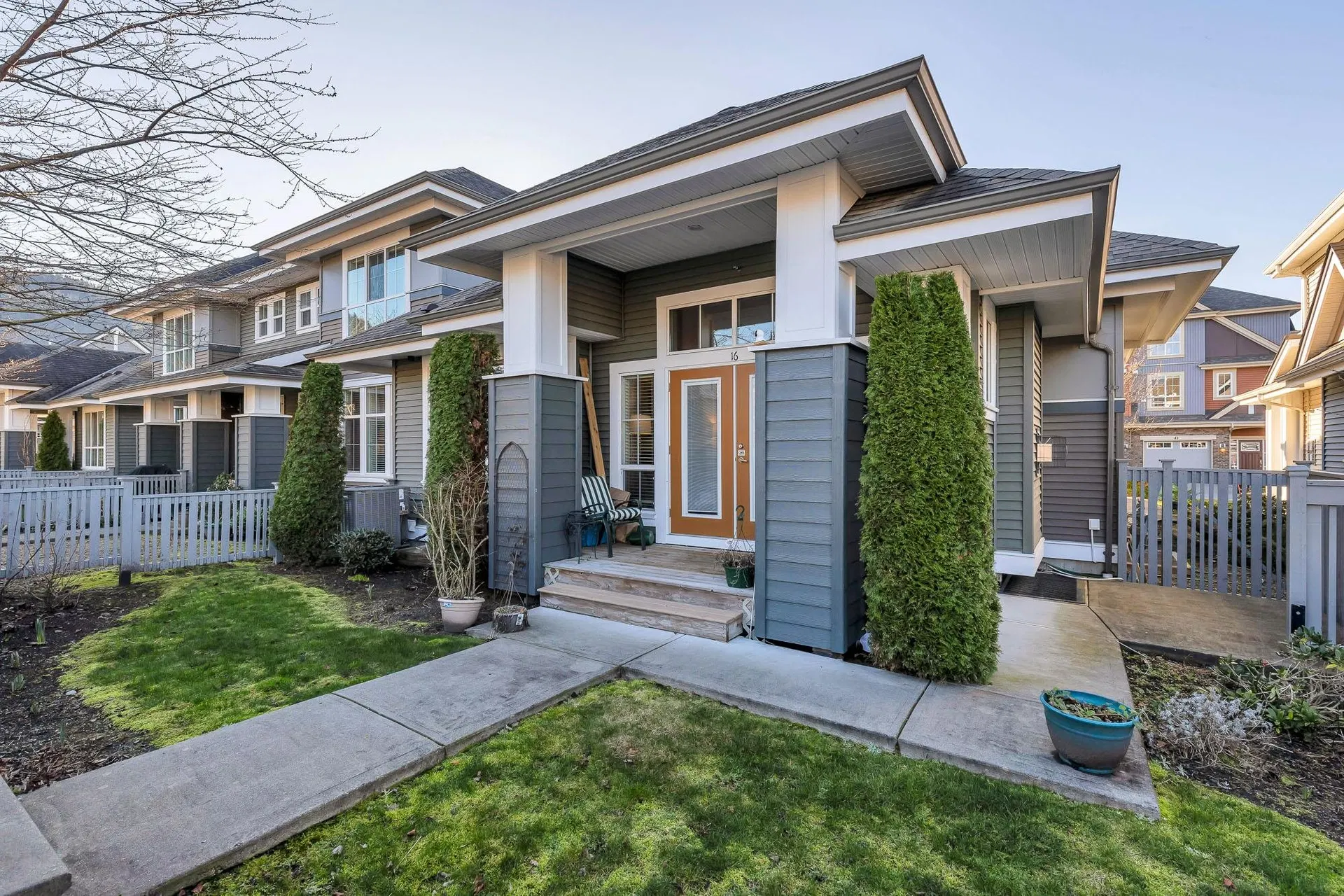 Photo 4 of 18 at #16 – 5469 Chinook Street