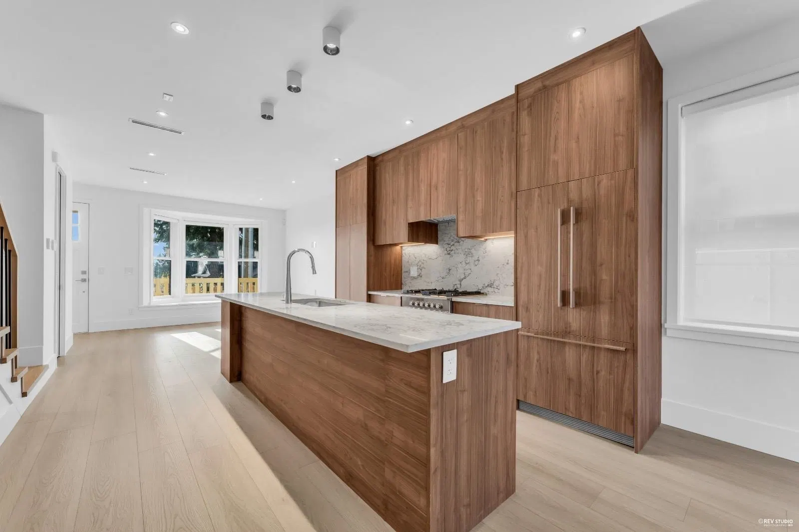 Photo 4 of 21 at #102 – 1125 Cartier Avenue