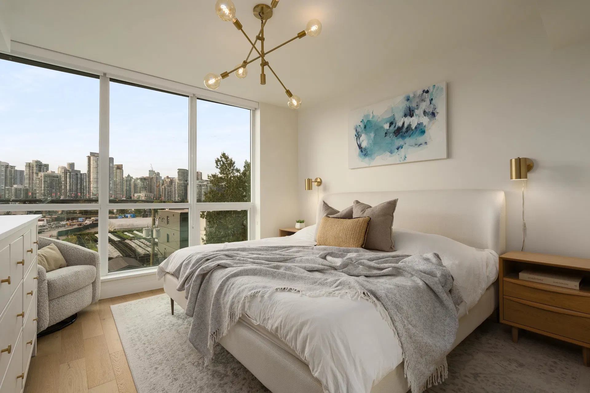 Photo 5 of 24 at #503 – 288 W 1st Avenue