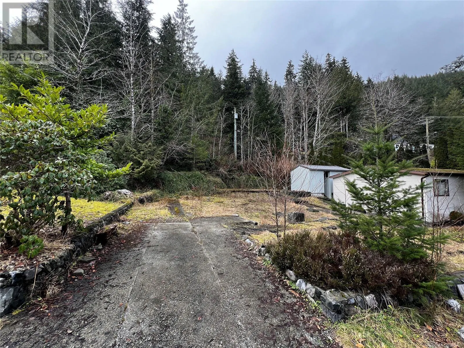 Photo 1 of 12 at 854 Maquinna Drive