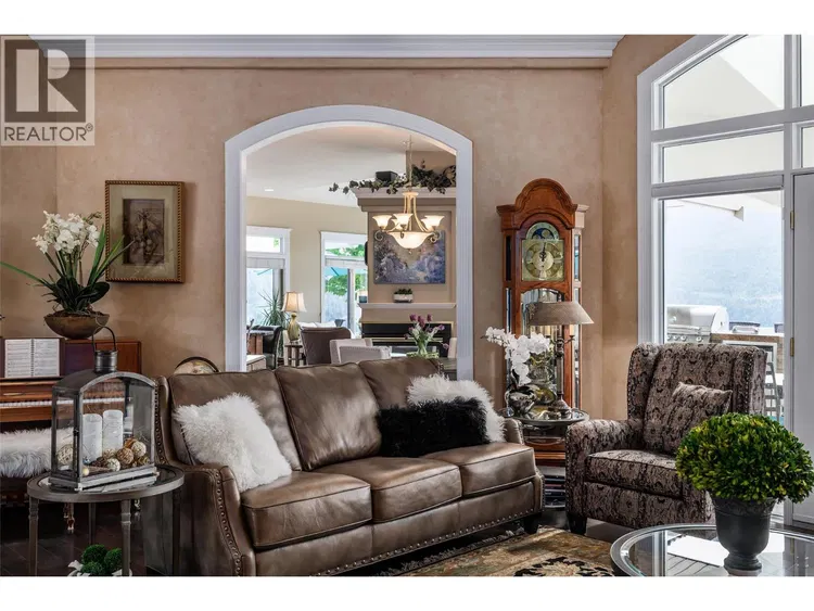 Photo 5 of 72 at #1 – 315 Kalamalka Lakeview Drive
