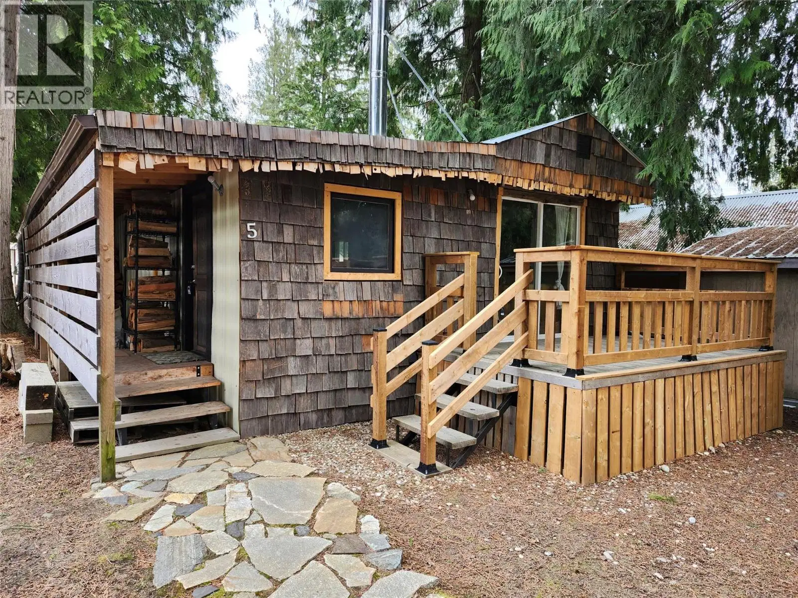 #5 – 1079 Lundell Road