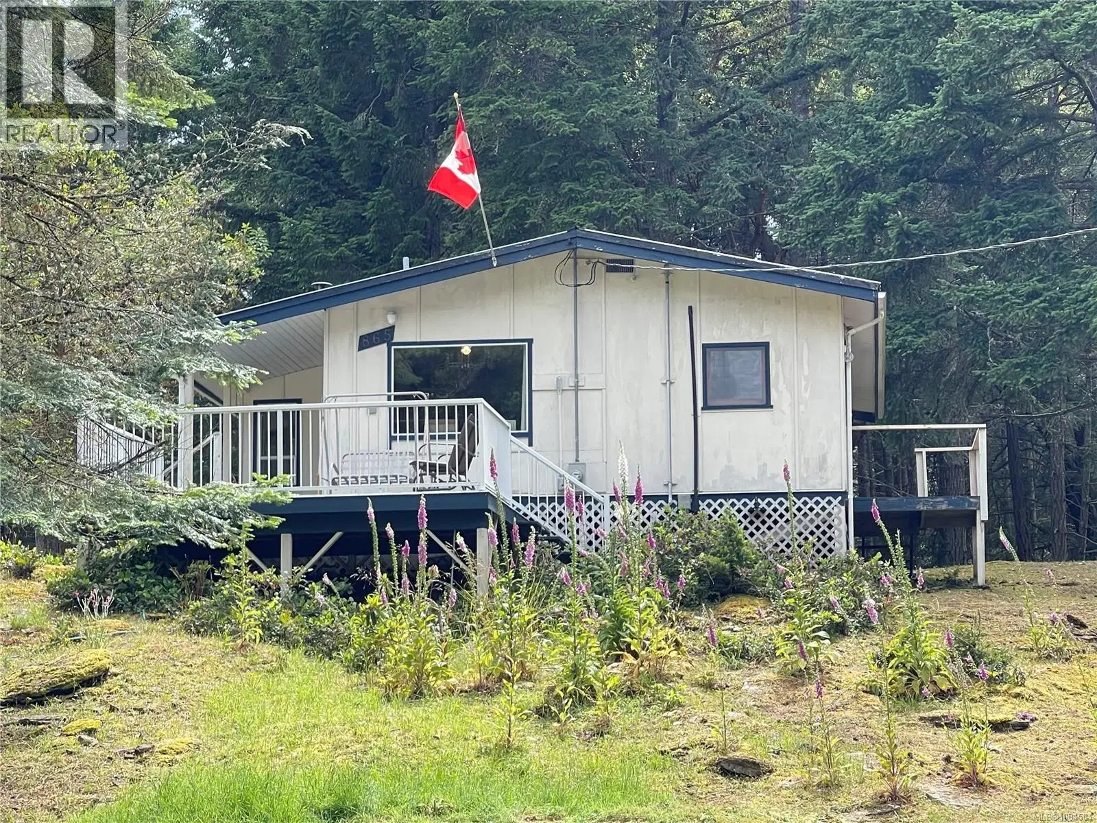865 Driftwood Drive
