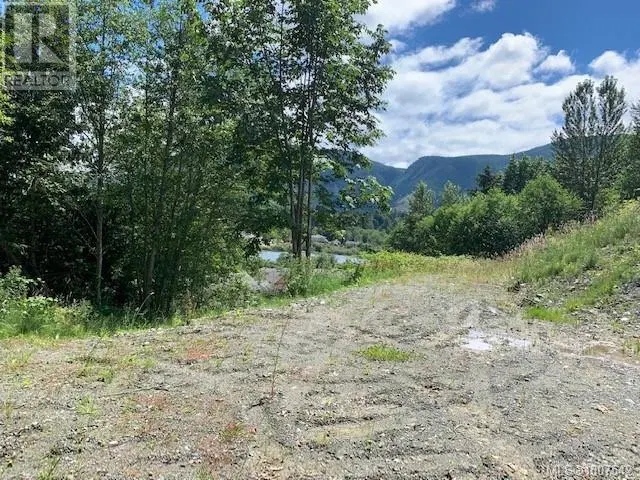 Photo 5 of 12 at 167 River Road