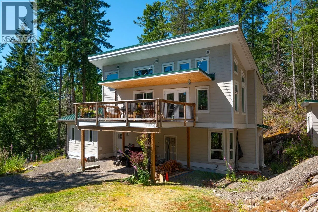 Photo 1 of 26 at 1580 EVERGREEN Lane