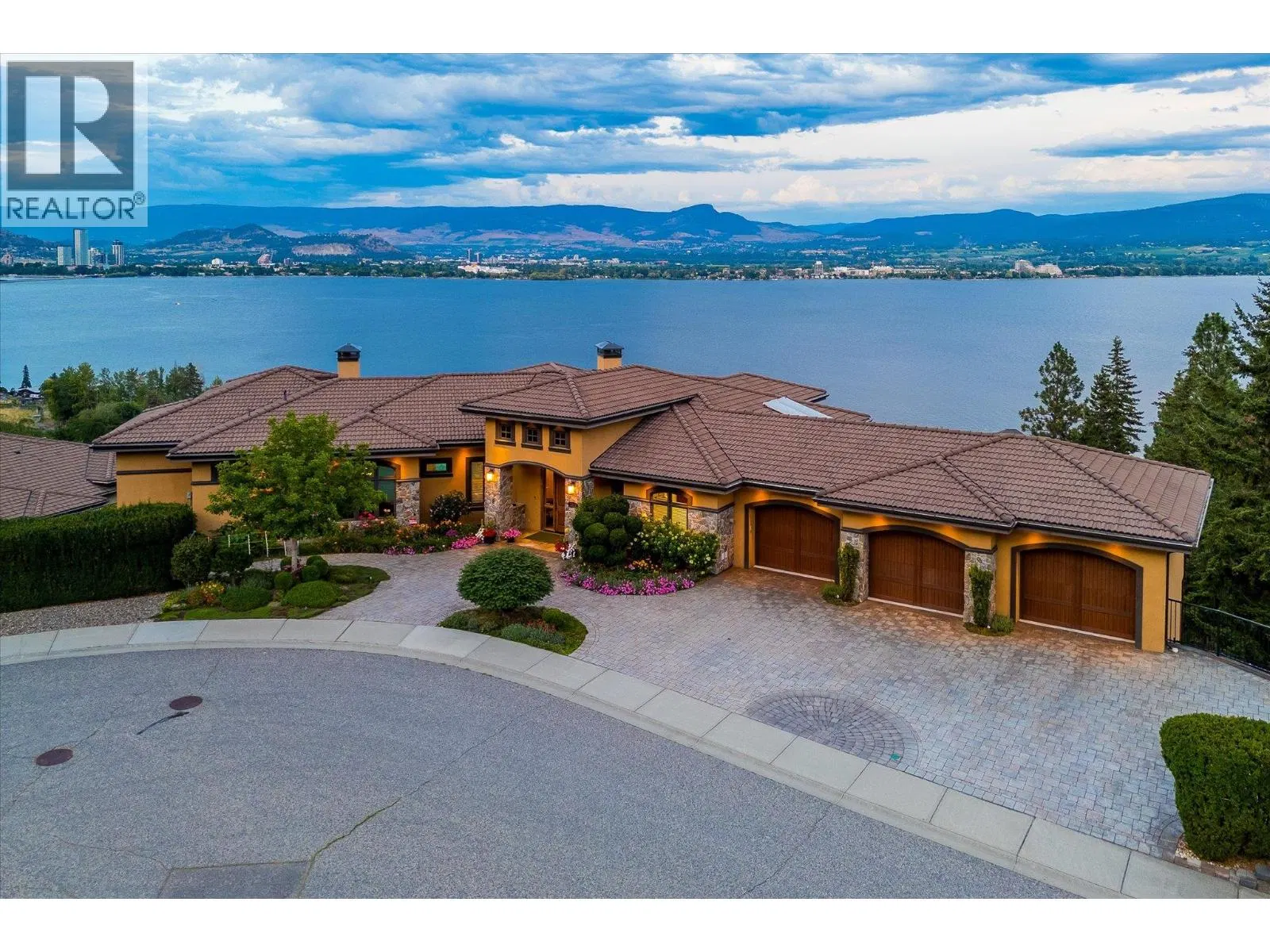 Photo 1 of 99 at 2513 Casa Palmero Drive