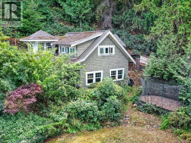 Photo 4 of 64 at Savary Island