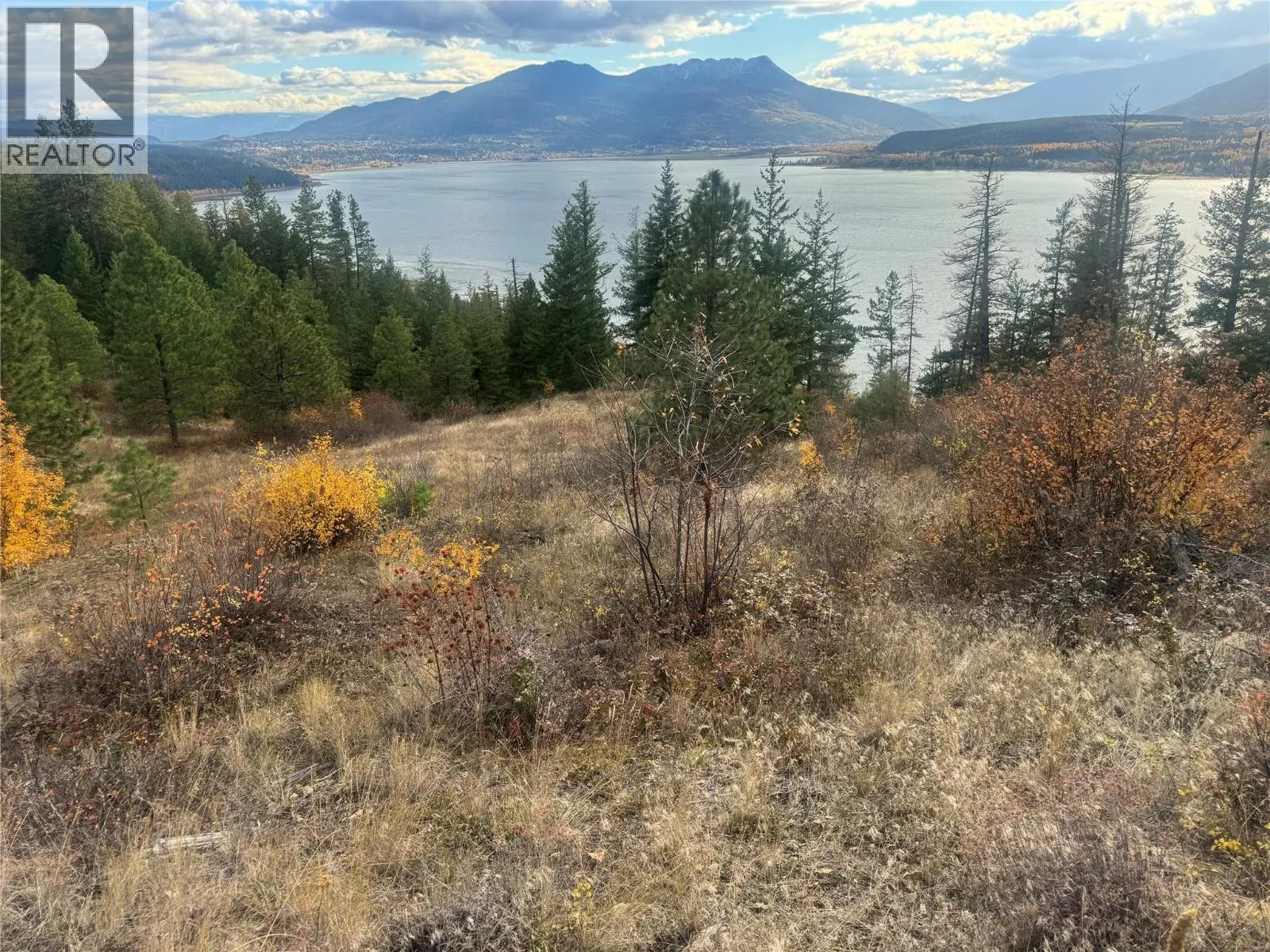 Photo 1 of 31 at 470 Sumac Road