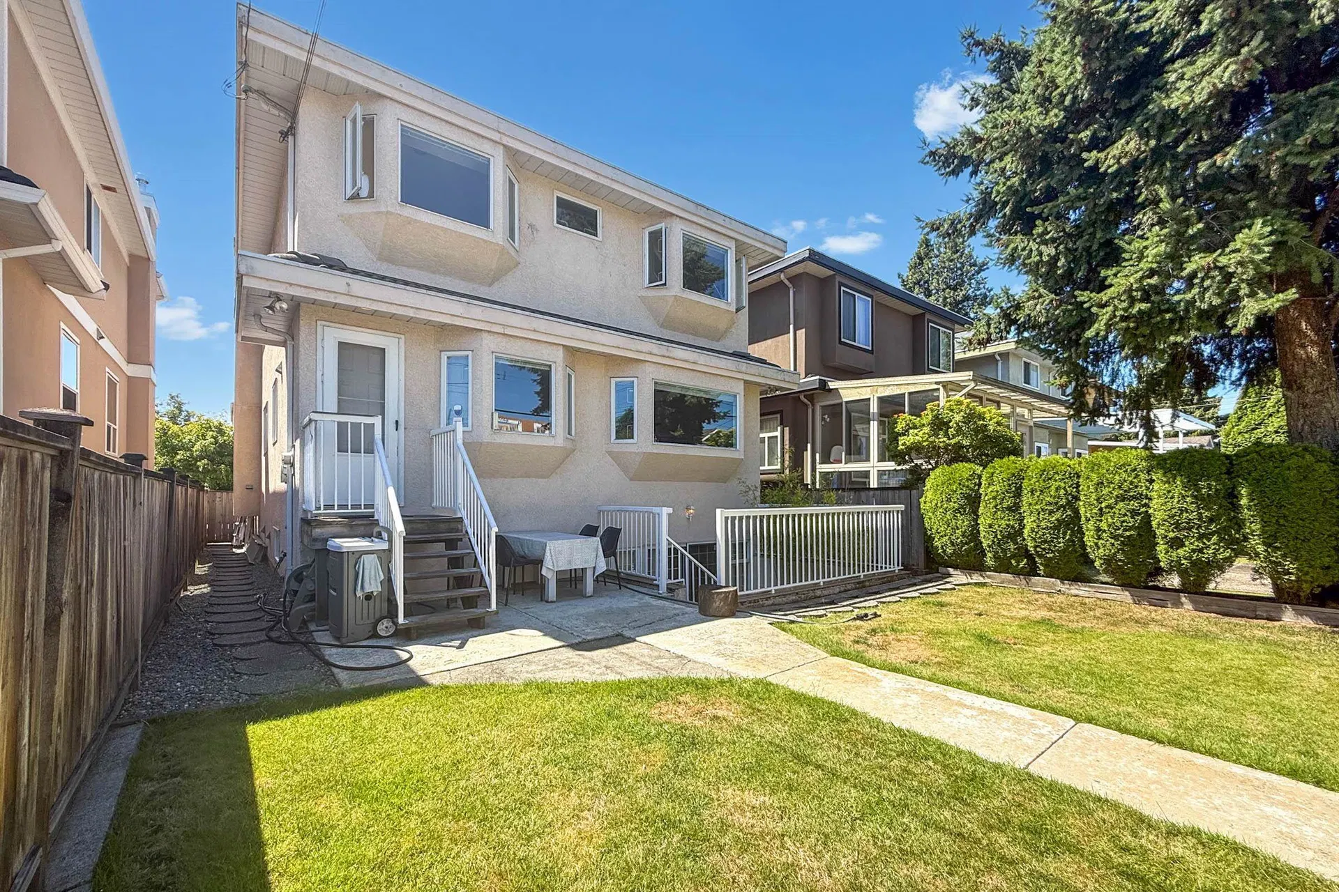 Photo 1 of 40 at 2755 W 20th Avenue