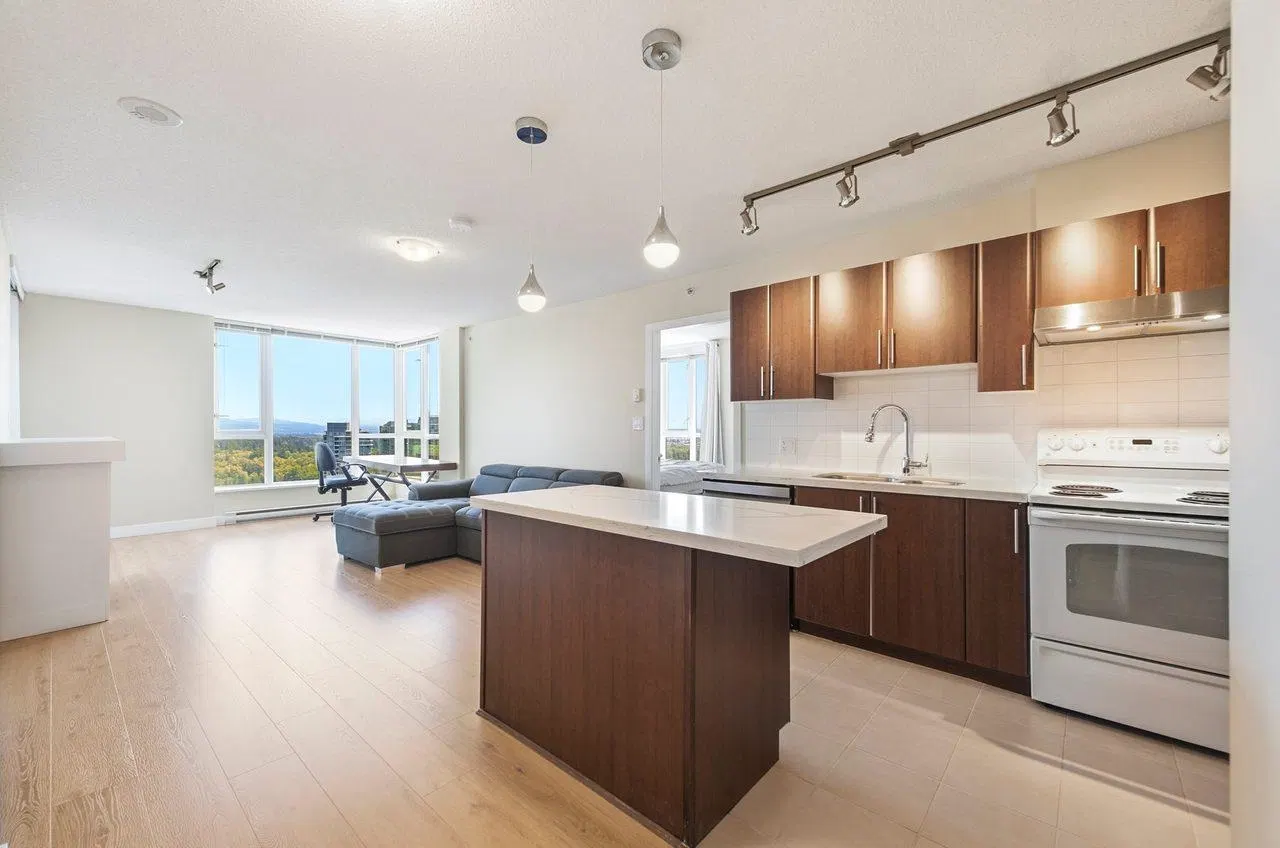 Photo 2 of 21 at #3203 – 1178 Heffley Crescent