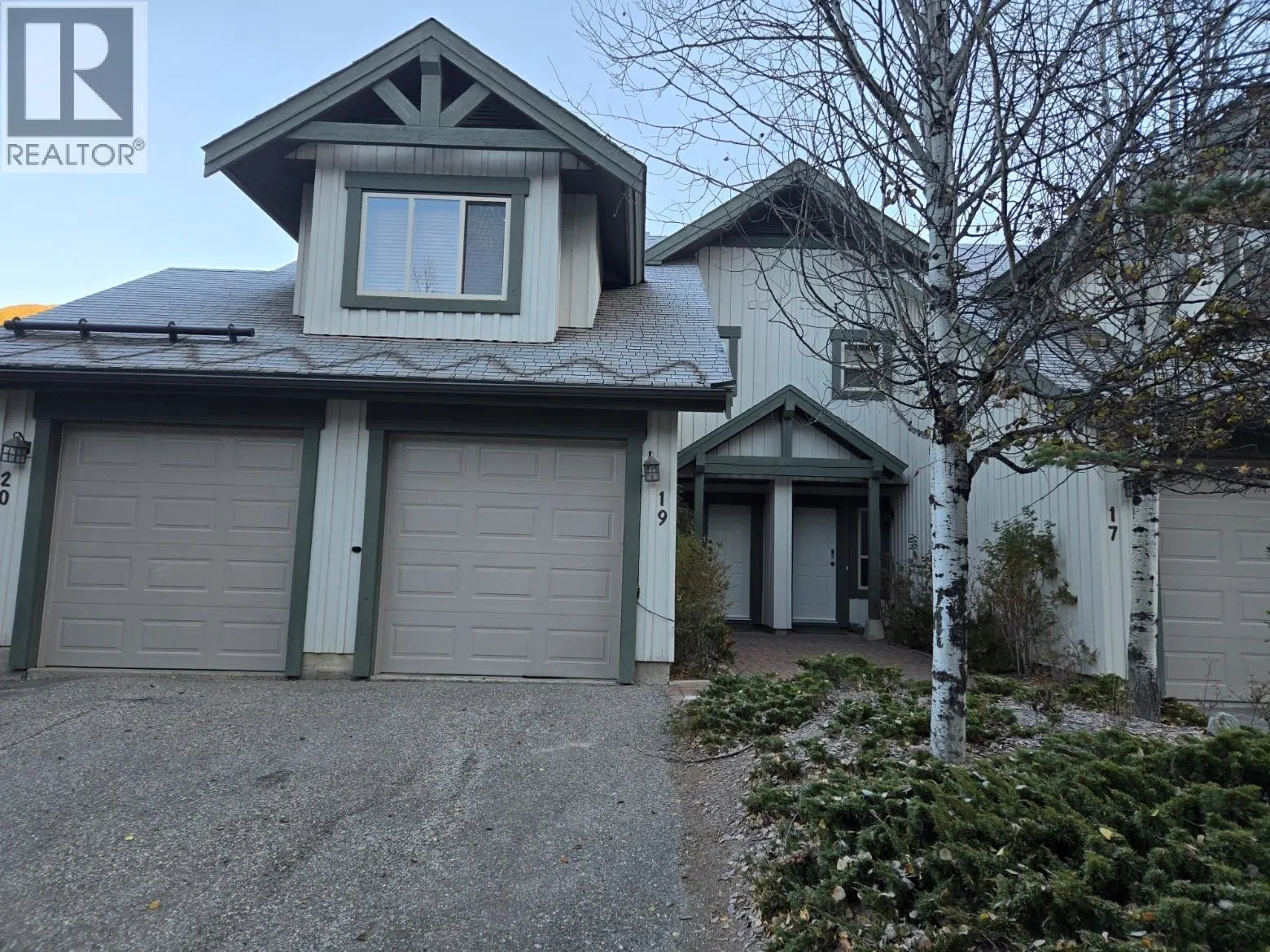 Photo 1 of 27 at #19 – 2075 Summit Drive