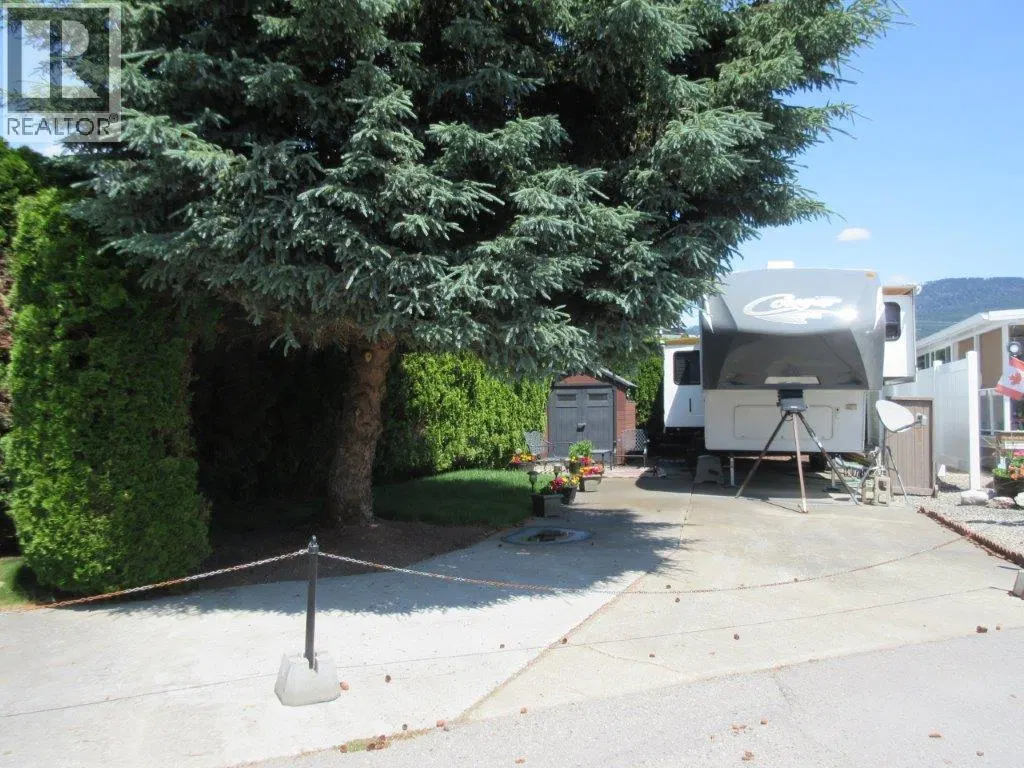 #144 – 415 Commonwealth Road