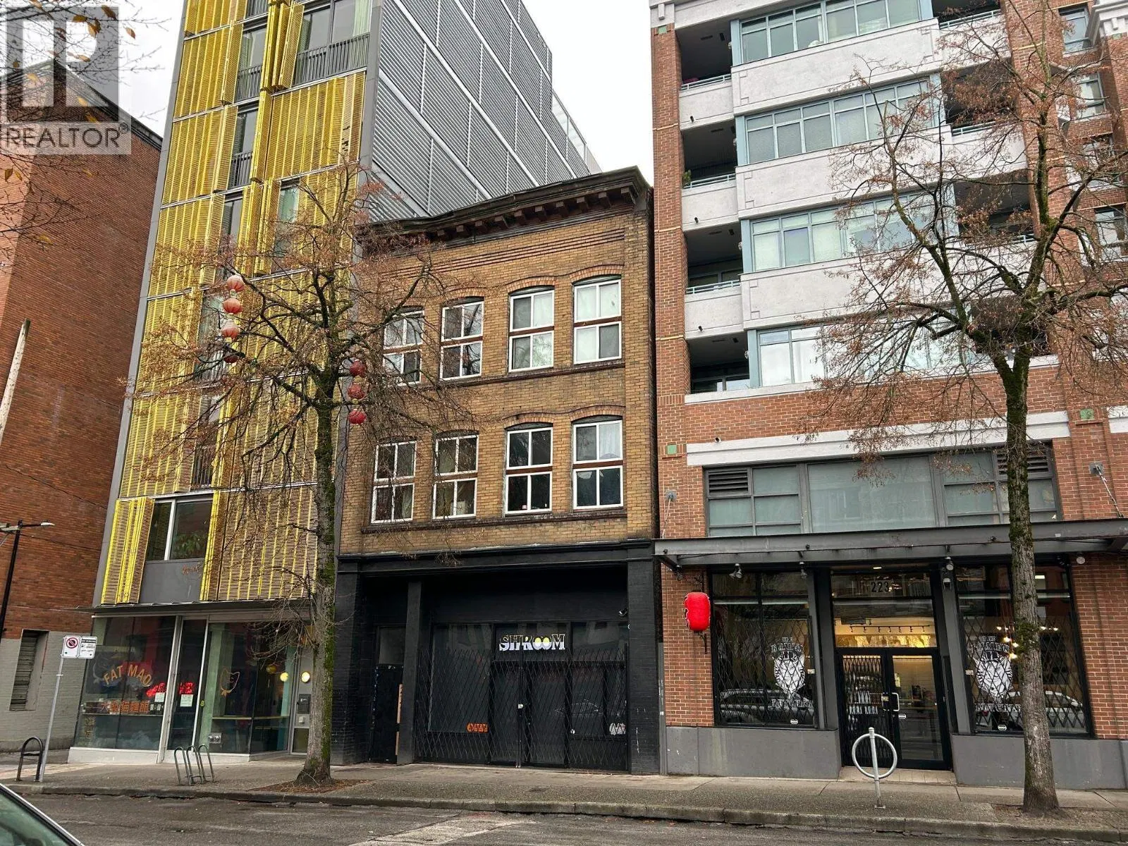221 GEORGIA Street