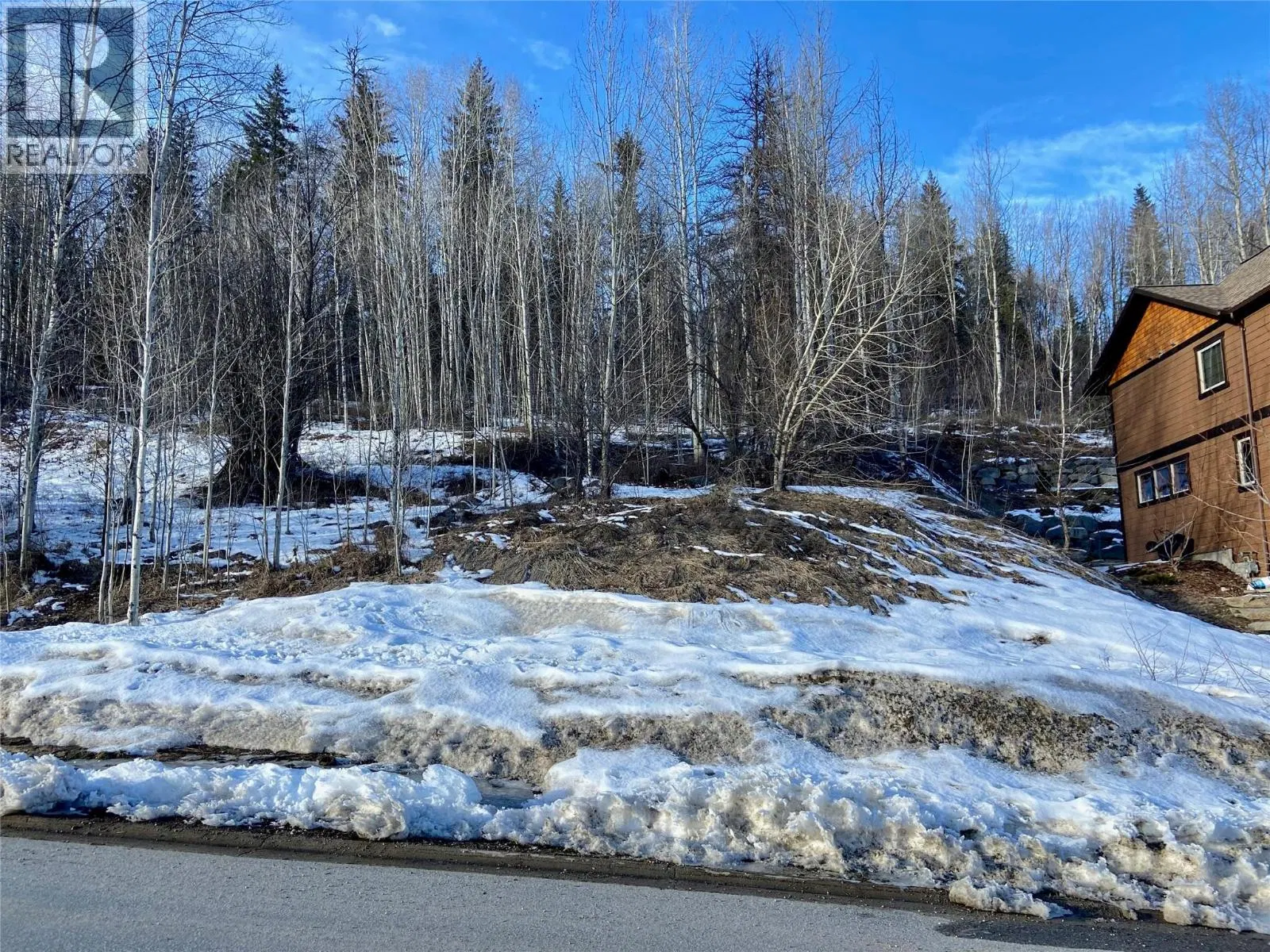 Photo 1 of 7 at 1018 SILVERTIP Road