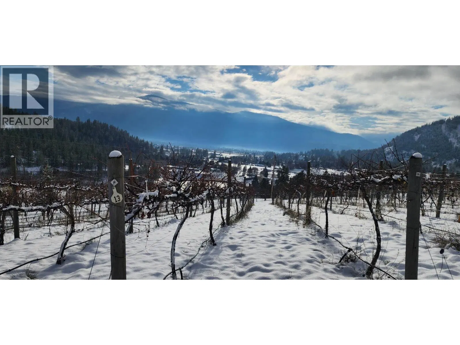 Photo 3 of 16 at Panaroma Drive