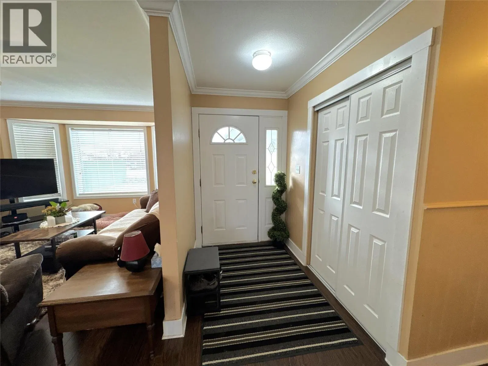 Photo 2 of 26 at 2313 Clapperton Avenue