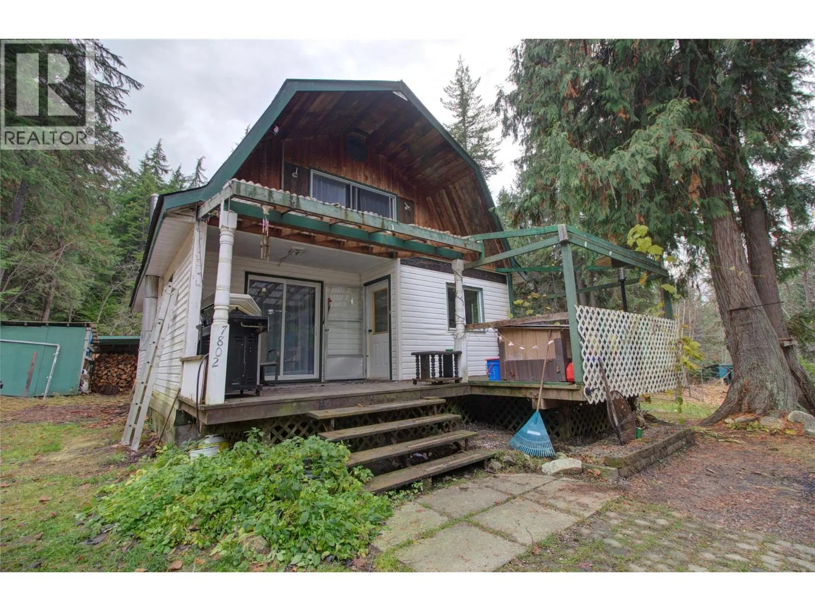 Photo 1 of 35 at 7802 BRYDGES Road