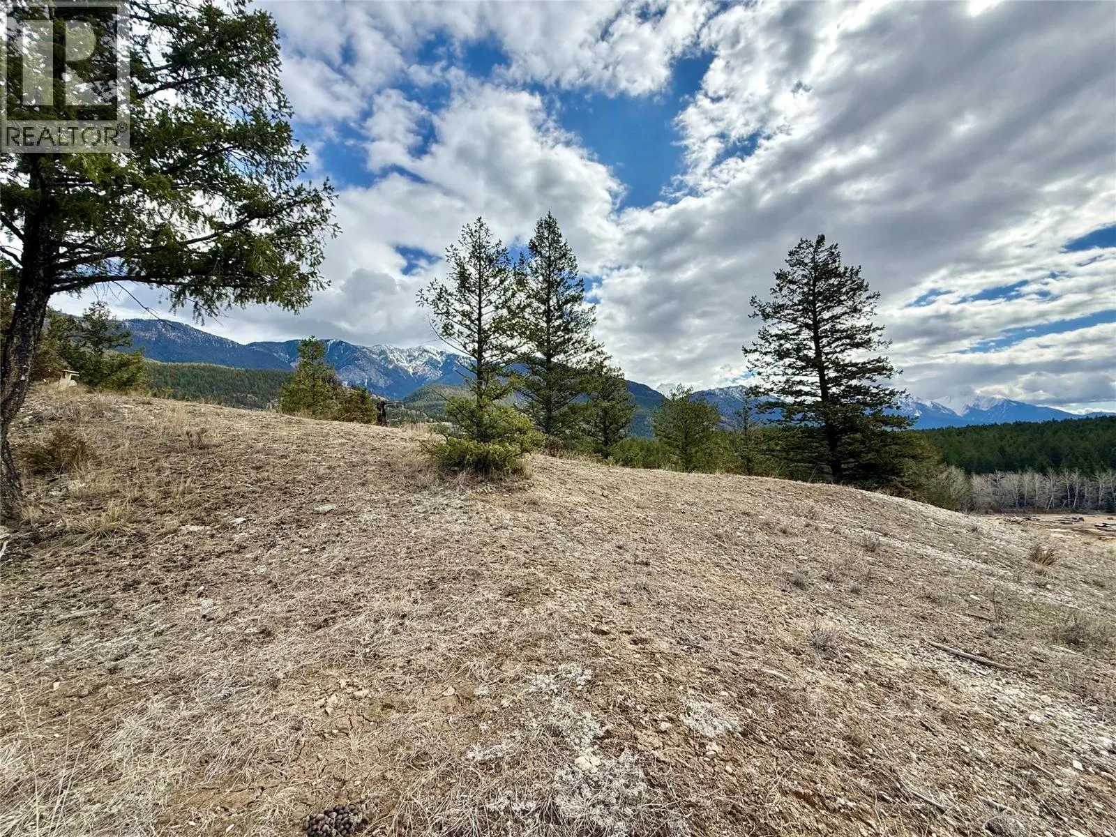 Photo 5 of 62 at 2400 KOOTENAY RD NO 3 Road