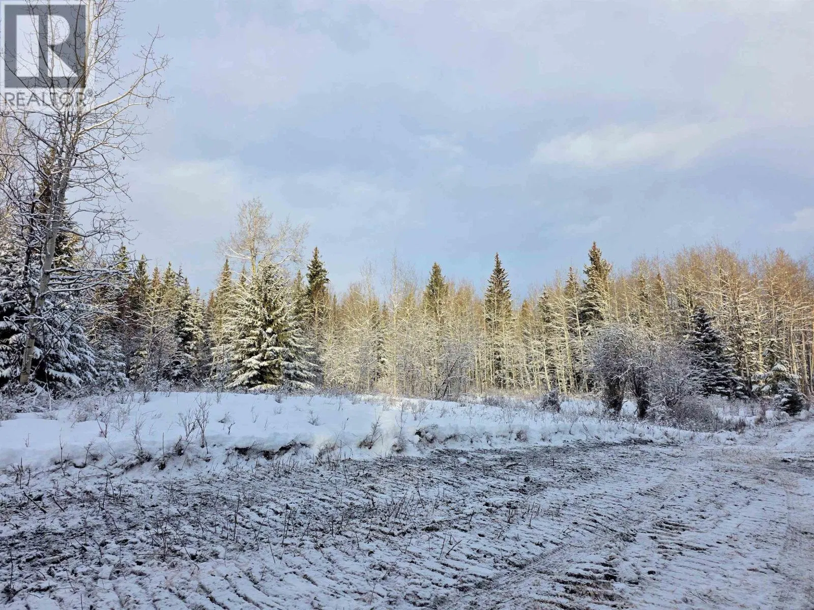 Photo 5 of 21 at FRAC – N1/2 DL 2557 BINTA Road