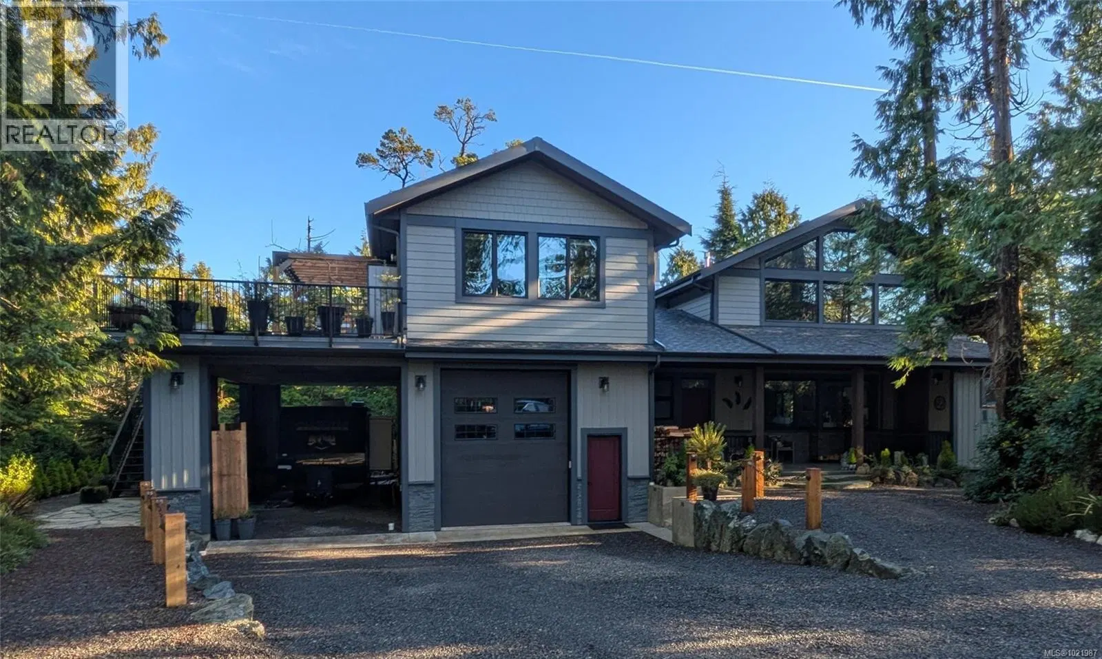 Photo 1 of 94 at 1708 Rainforest Lane