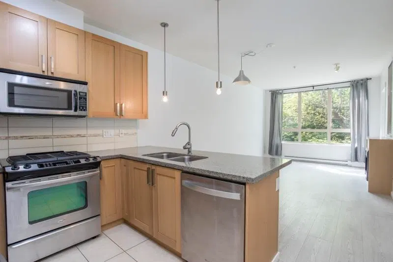 Photo 4 of 38 at #223 – 15988 26 Street