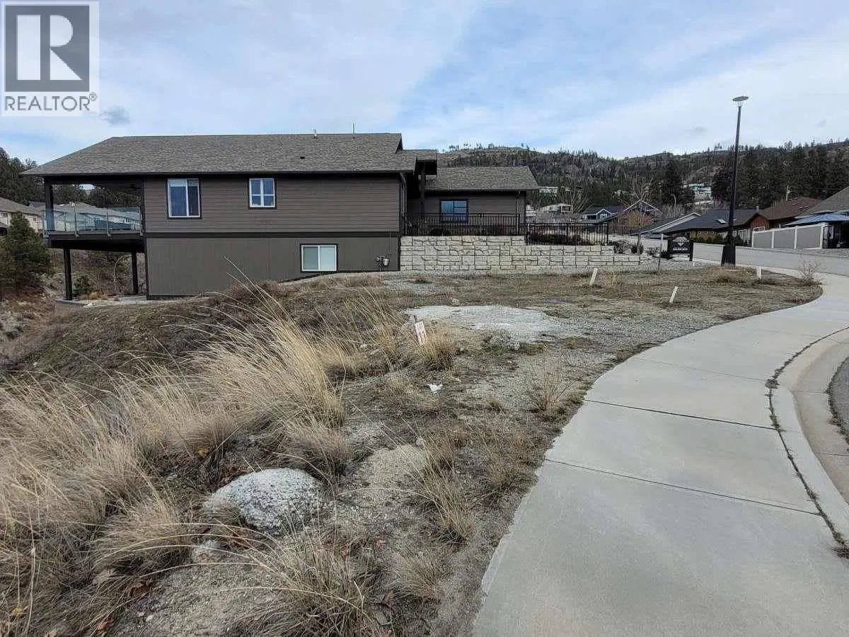 Photo 3 of 5 at 133 Timberstone Place