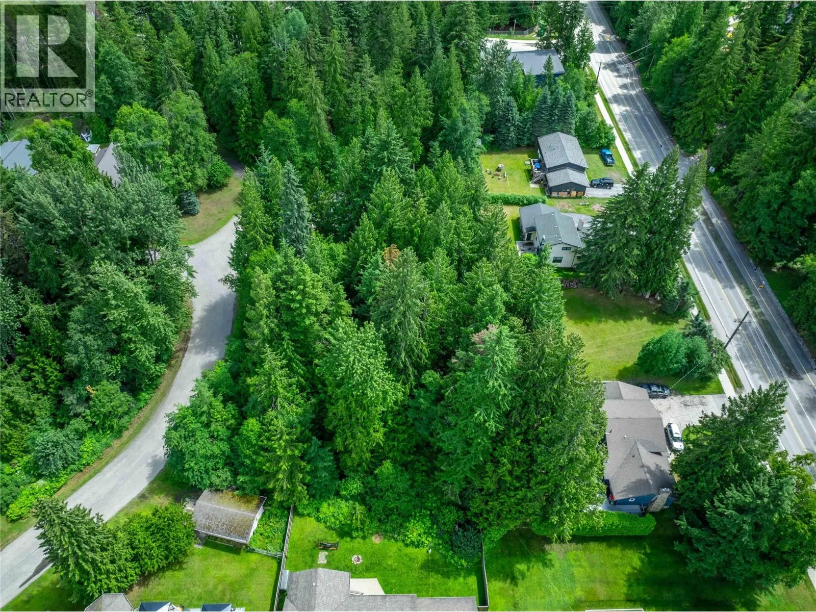 Photo 5 of 17 at 1571 Pratico Road