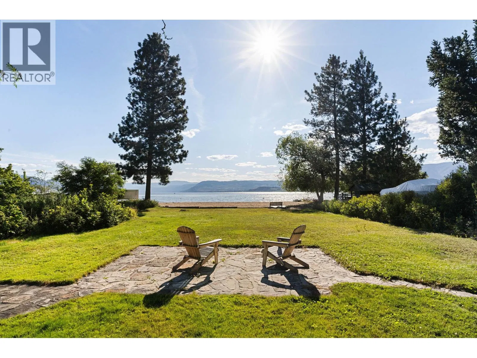 4164 Lakeshore Road