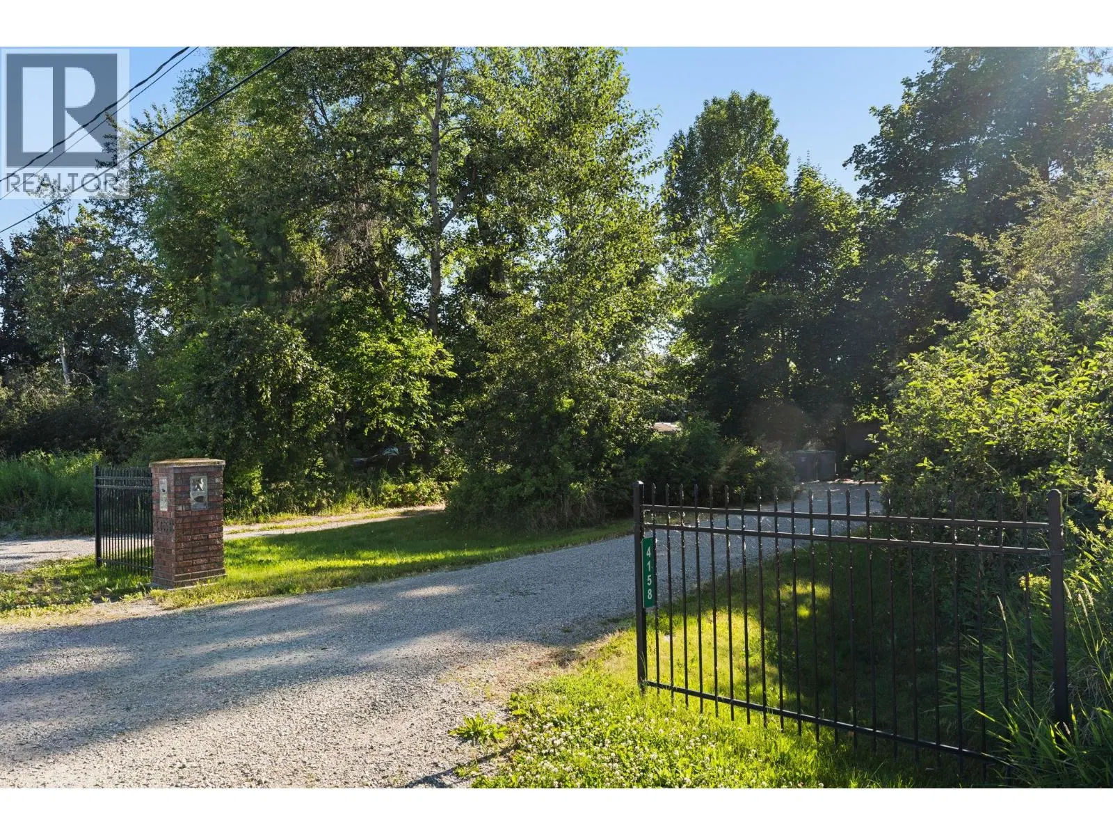 Photo 5 of 58 at 4164 Lakeshore Road