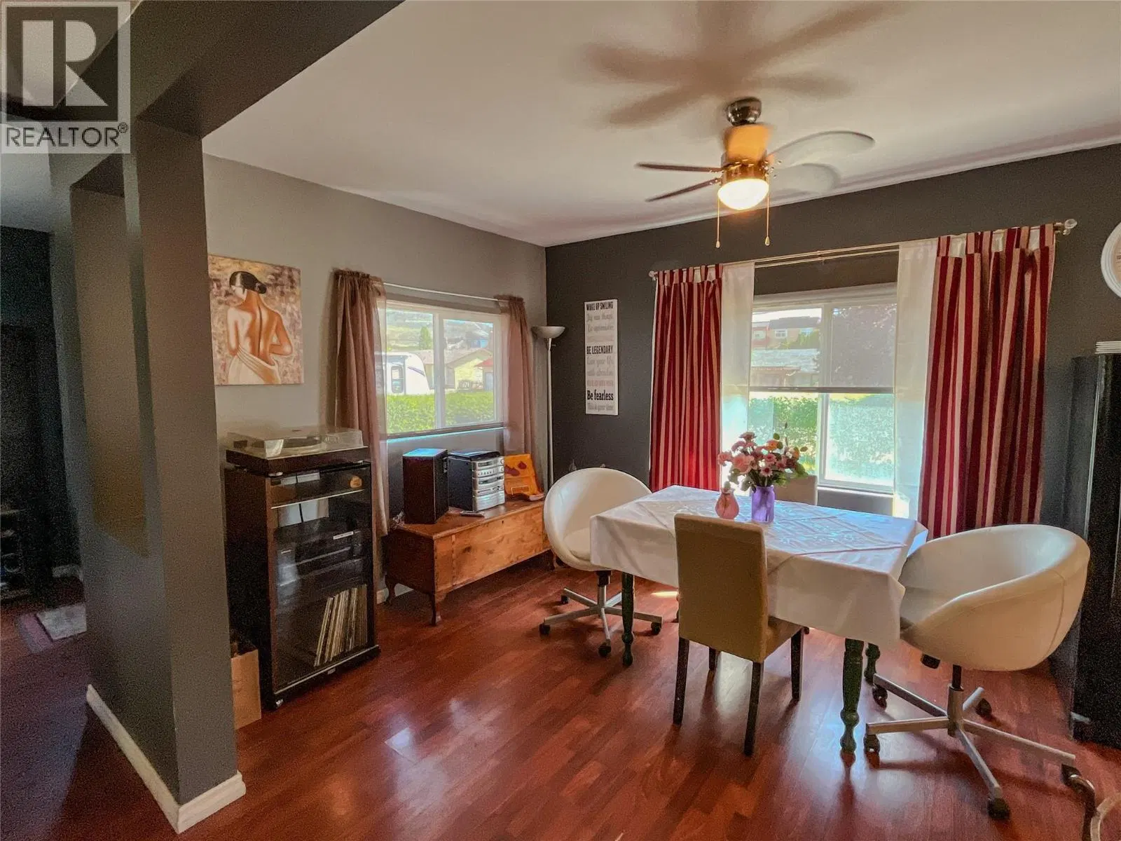 Photo 5 of 23 at 5506 Jackpine Lane