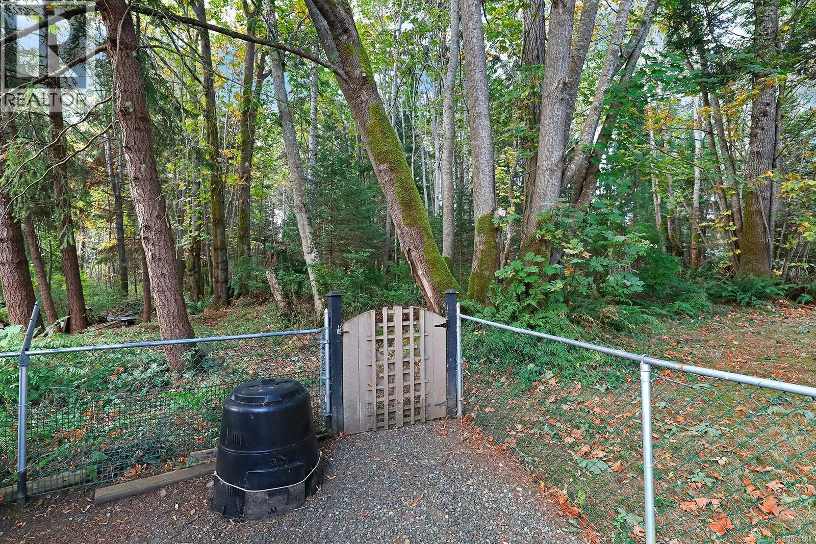 Photo 5 of 54 at 204 Spindrift Road
