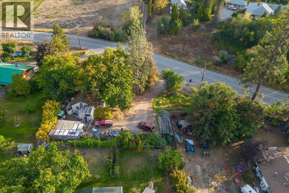 Photo 5 of 10 at 3122 McCulloch Road