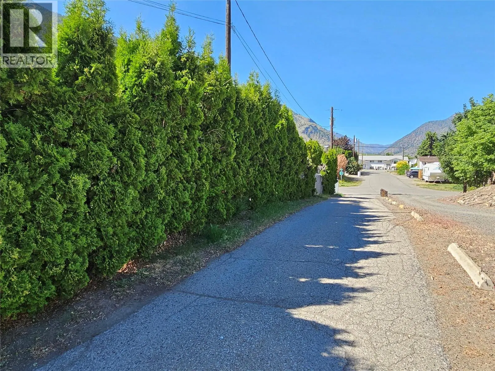Photo 2 of 50 at 429 3rd Avenue