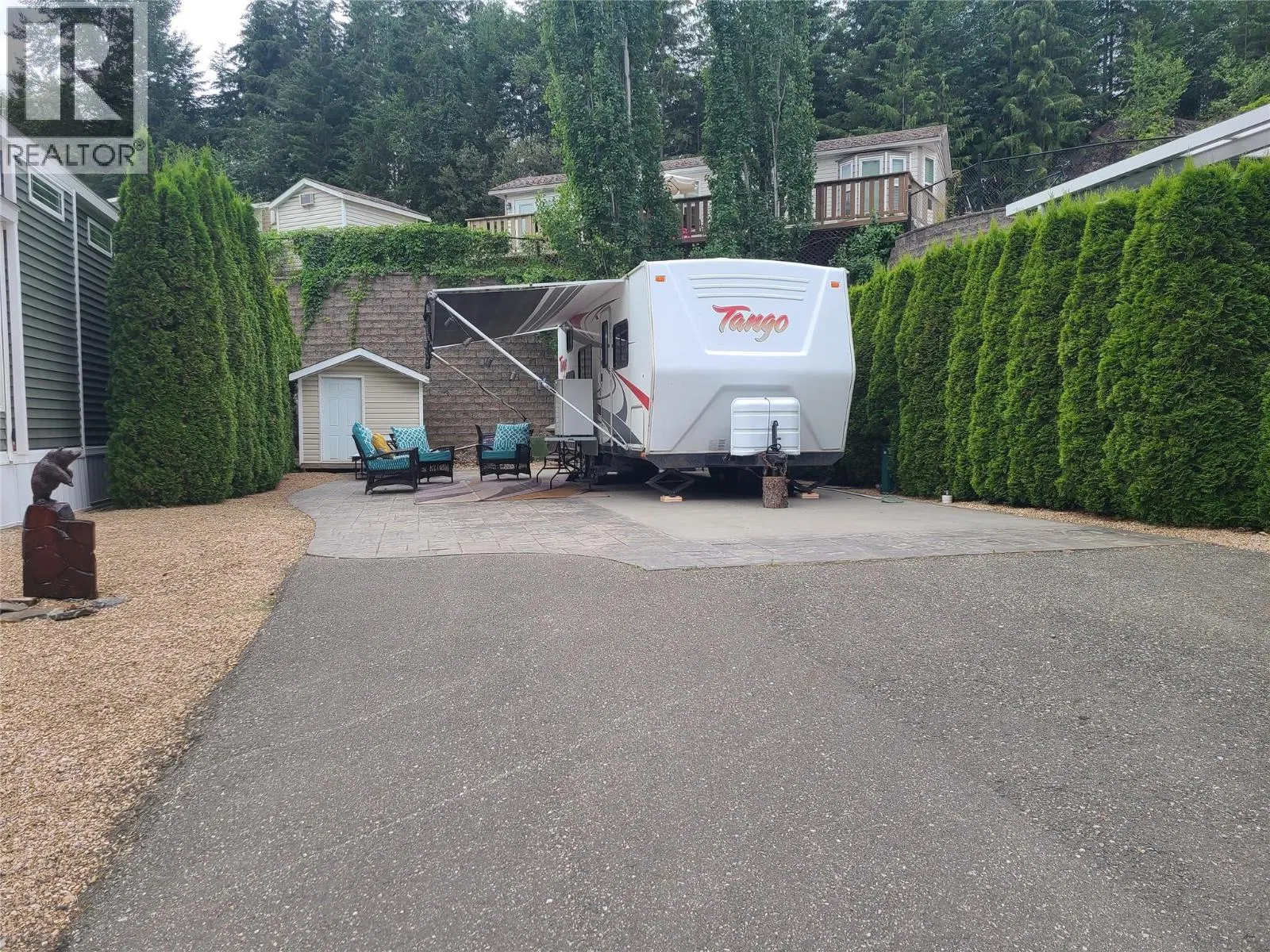 Photo 5 of 27 at 2698 Blind Bay Road