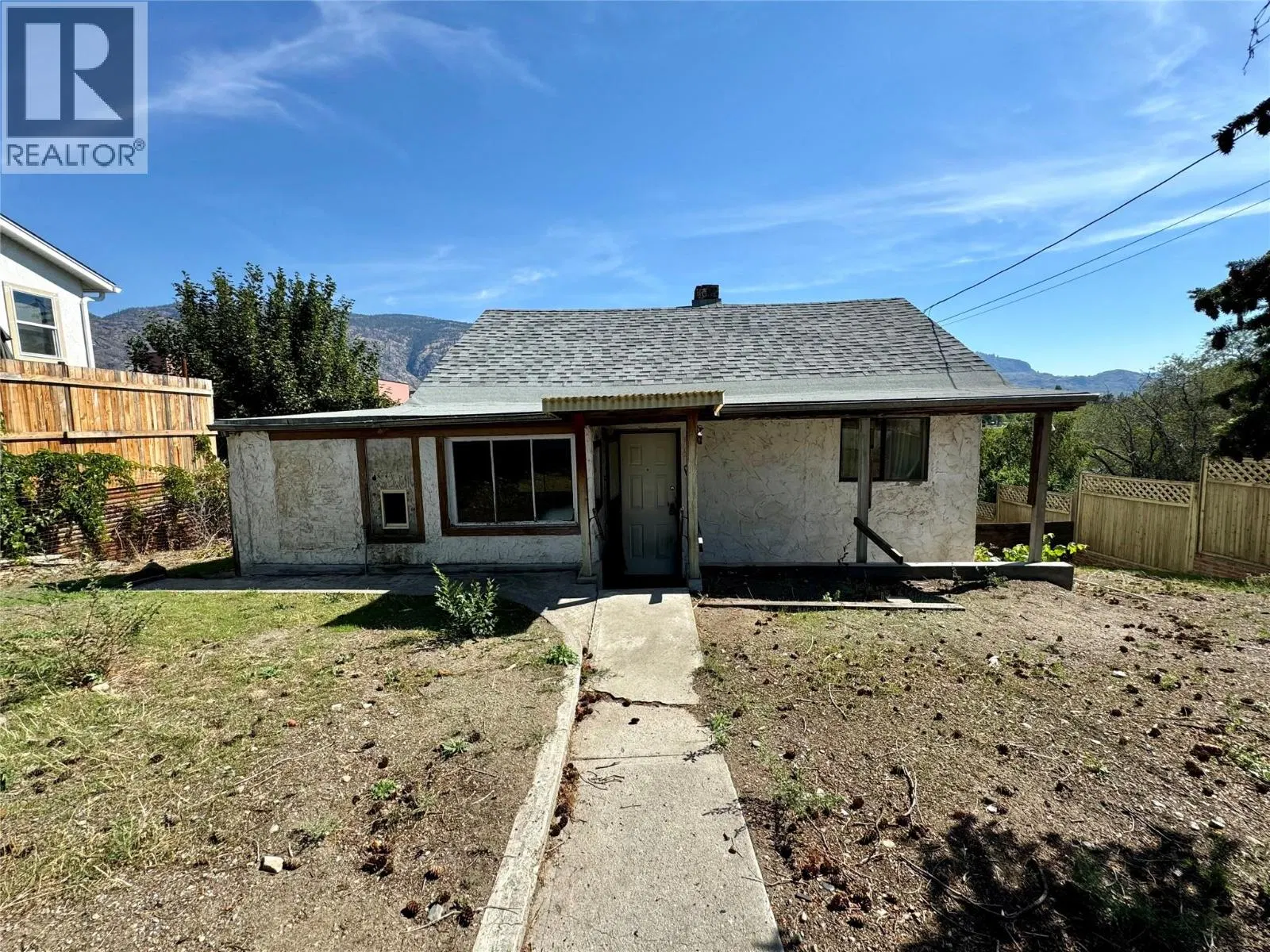 Photo 2 of 6 at 7209 Heron Lane