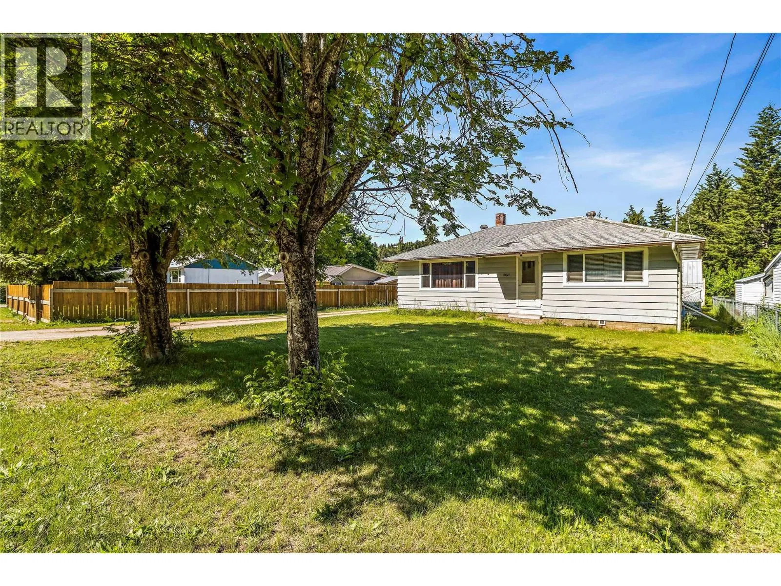 Photo 3 of 39 at 6641 50th Street