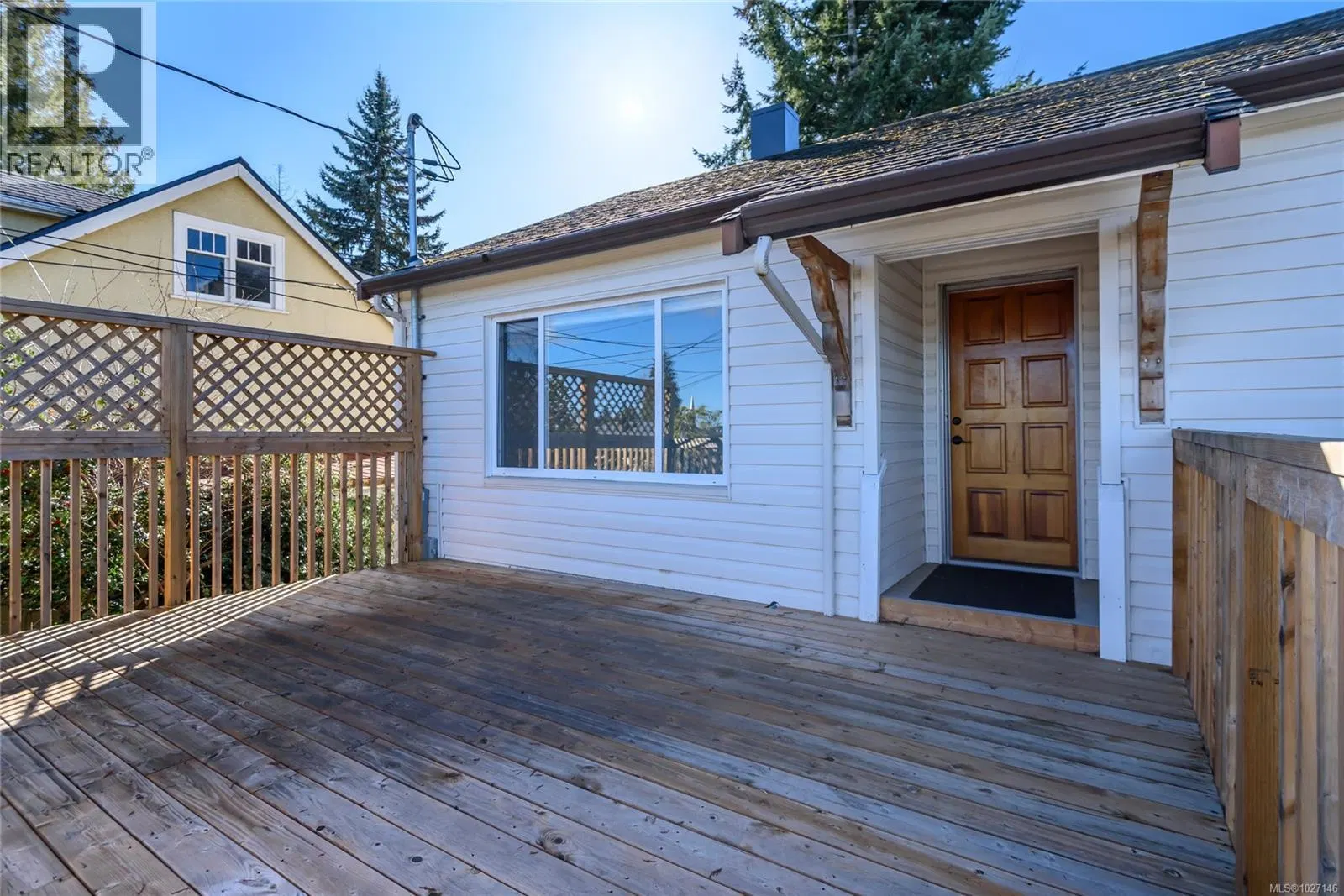 Photo 2 of 39 at 649 McPhee Avenue