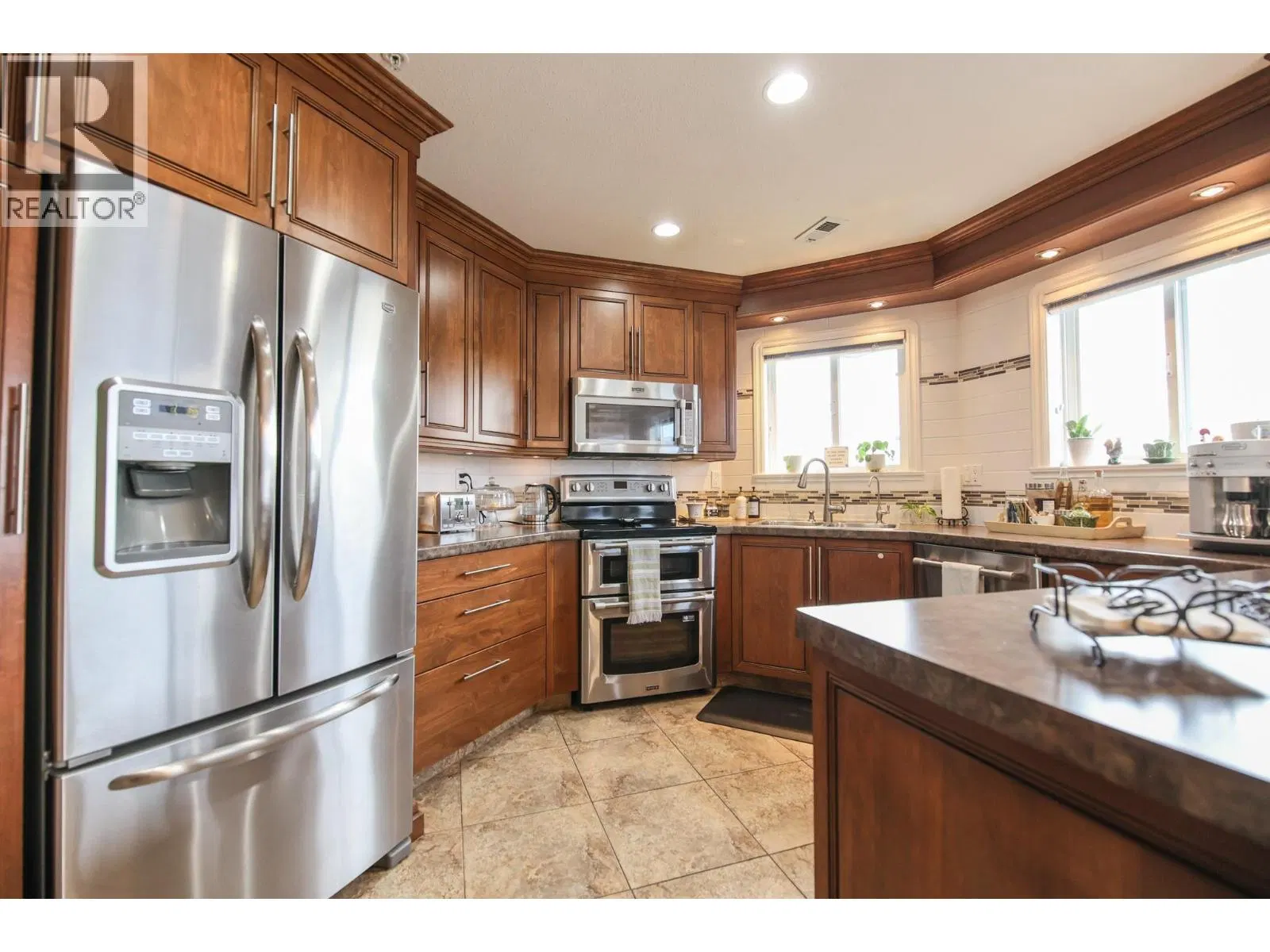 Photo 4 of 77 at #400 – 6805 Cottonwood Drive