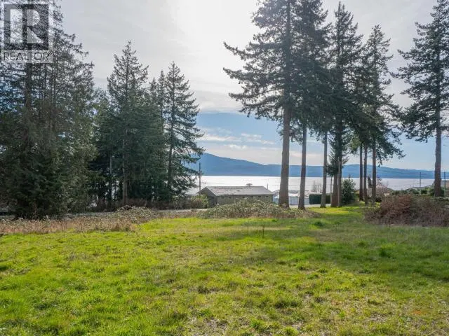 Photo 1 of 20 at Powell River